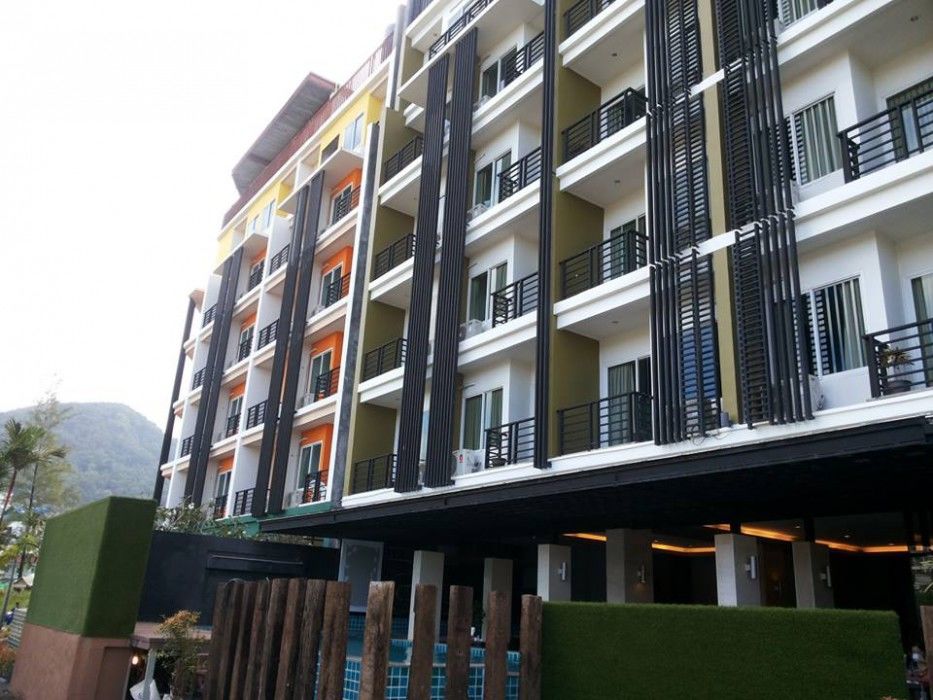 Blue Sky Patong Hotel Exterior photo