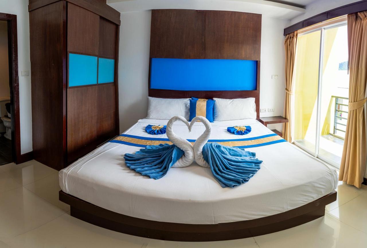 Blue Sky Patong Hotel Exterior photo