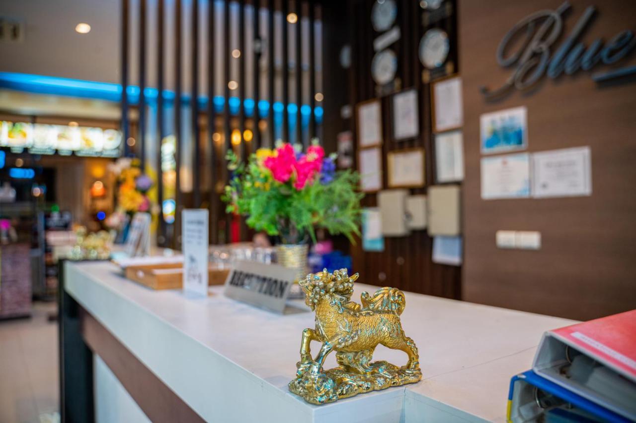 Blue Sky Patong Hotel Exterior photo