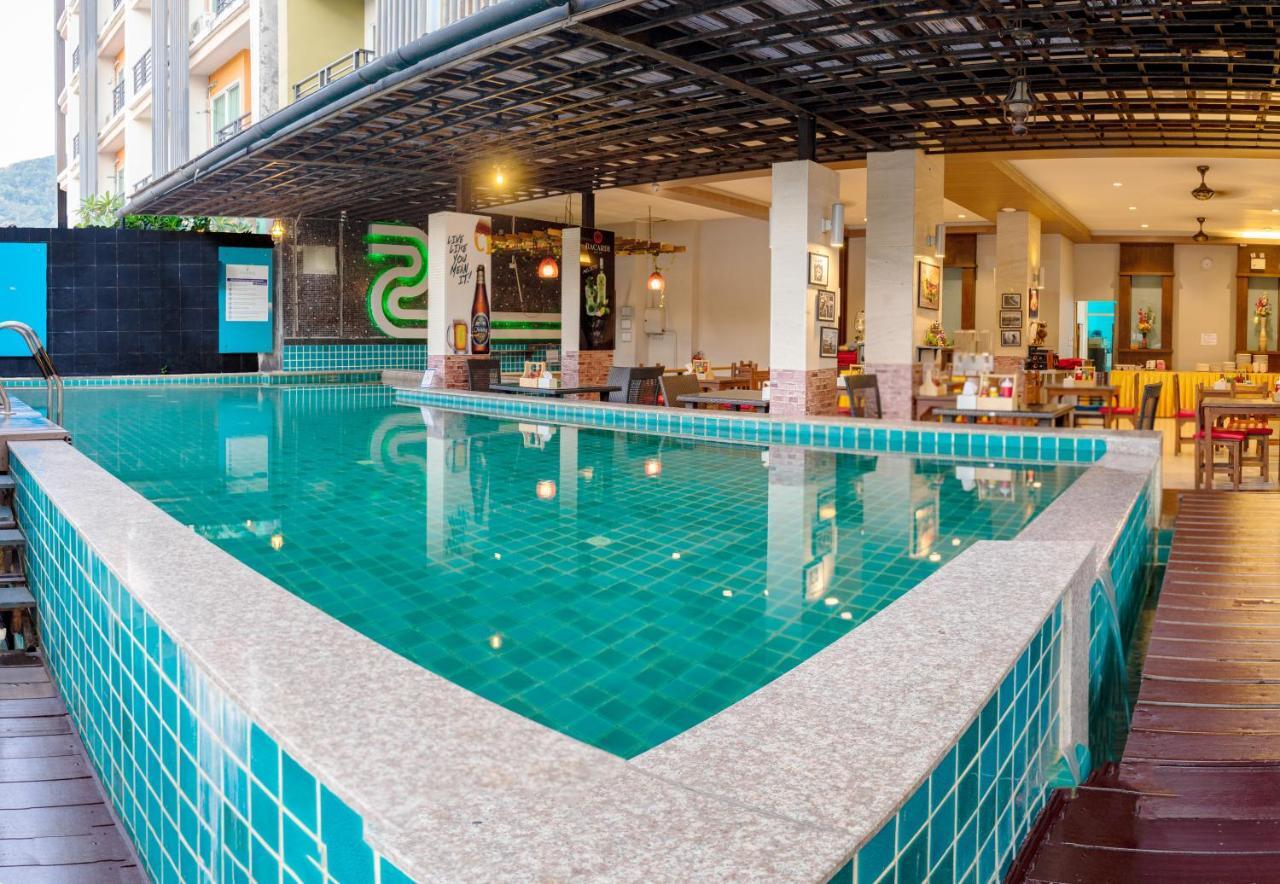 Blue Sky Patong Hotel Exterior photo